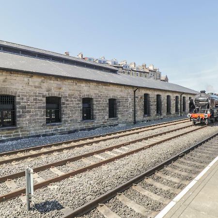 Tornado Engine Shed Apartamento Whitby Exterior foto