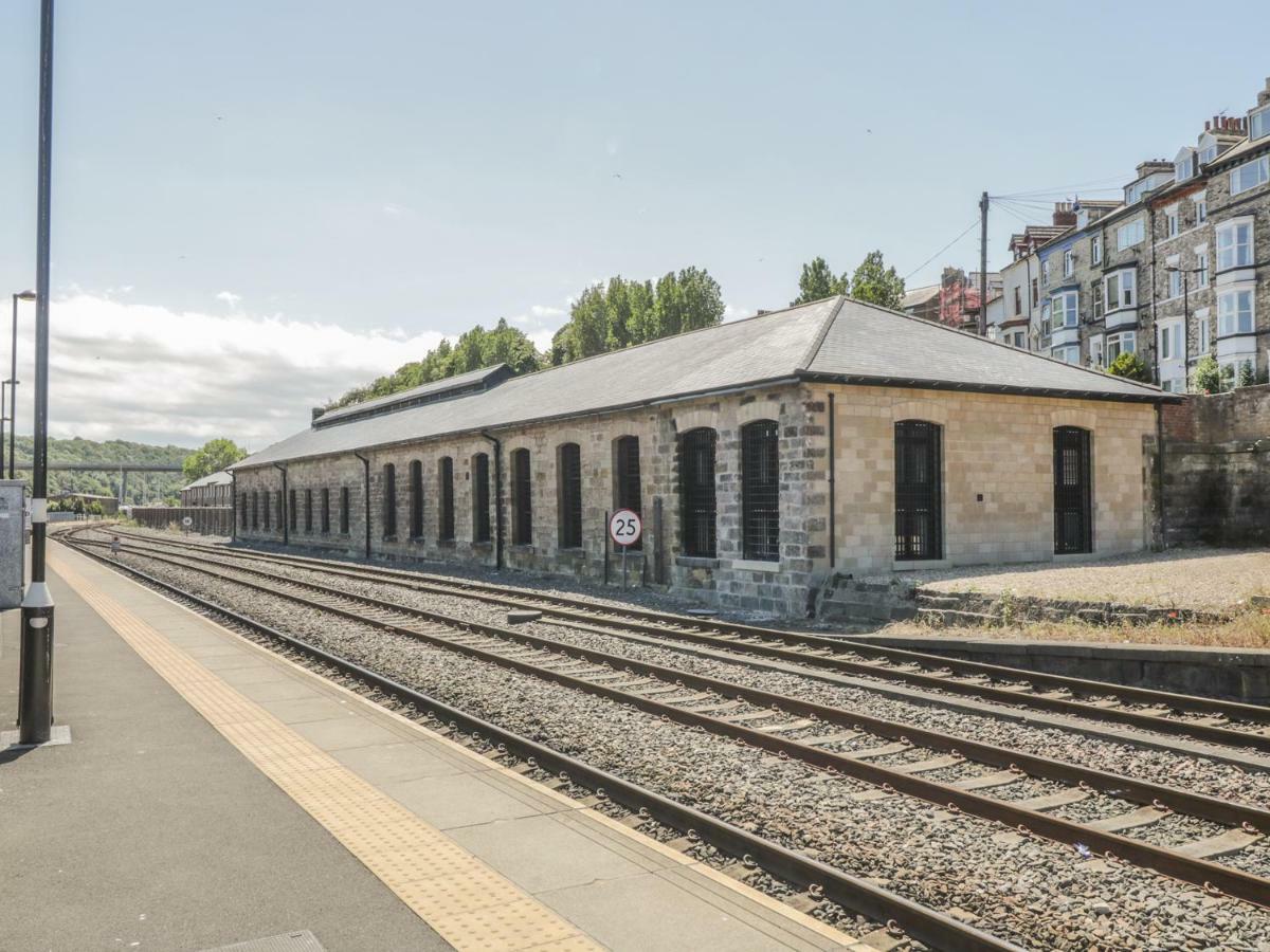 Tornado Engine Shed Apartamento Whitby Exterior foto