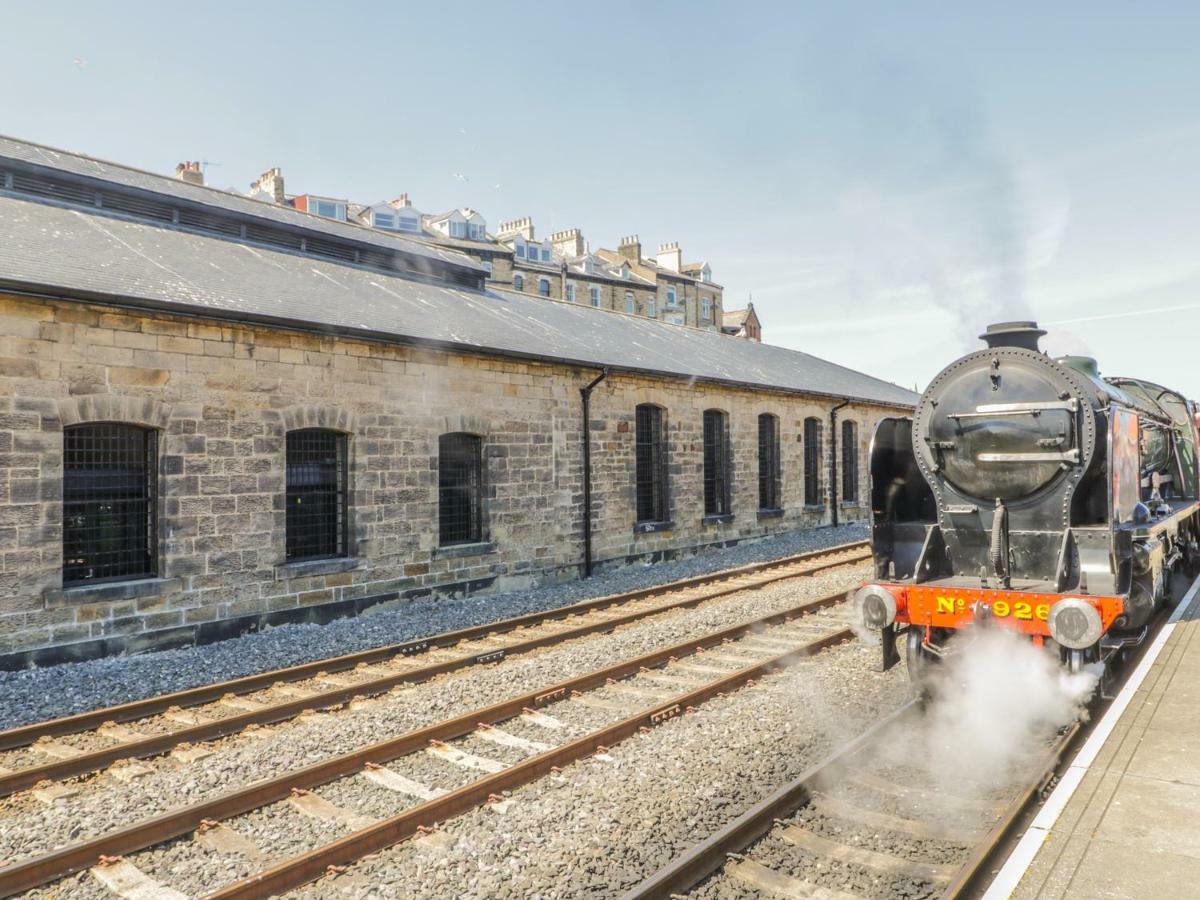 Tornado Engine Shed Apartamento Whitby Exterior foto